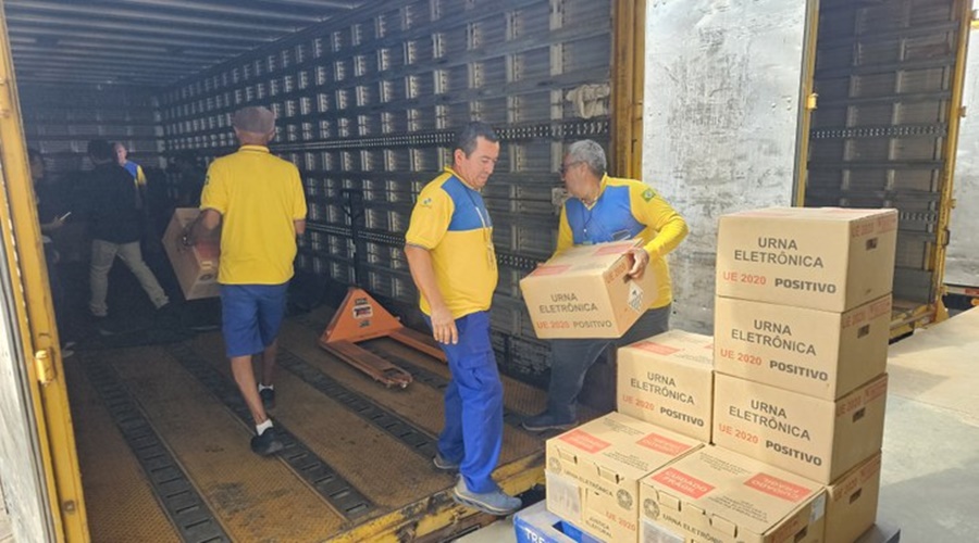 Imagem: urna eletronica 2 Urnas eletrônicas começam a ser distribuídas em Mato Grosso para Eleições 2026 Imagem: urna eletronica 2 Urnas eletrônicas começam a ser distribuídas em Mato Grosso para Eleições 2026