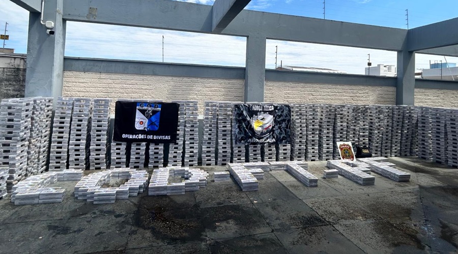 Imagem: APRRENSAO DE CIGARRO Polícia apreende em Barra do Garças cerca de 500 mil maços de cigarros contrabandeados do Paraguai Imagem: APRRENSAO DE CIGARRO Polícia apreende em Barra do Garças cerca de 500 mil maços de cigarros contrabandeados do Paraguai