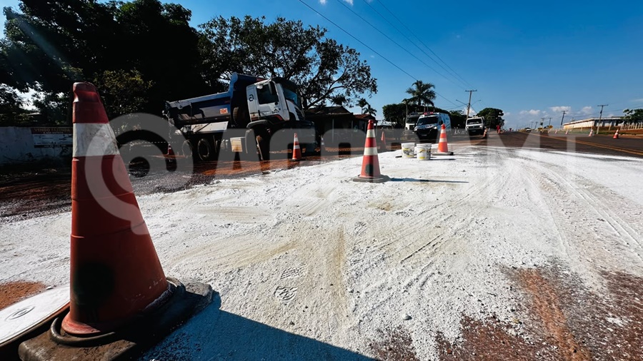 Colisão entre dois caminhões é registrada na MT-130 em Rondonópolis