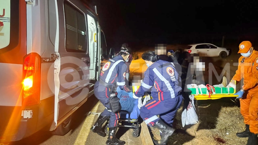 Imagem: Acidente na MT 473 EXCLUSIVO | Adolescente sofre fratura exposta após perder o controle de moto na MT- 473 em Rondonópolis Imagem: Acidente na MT 473 EXCLUSIVO | Adolescente sofre fratura exposta após perder o controle de moto na MT- 473 em Rondonópolis
