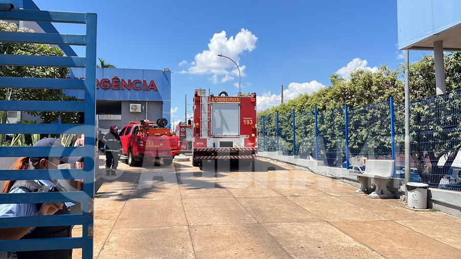 Princípio de incêndio no Hospital Regional mobiliza equipes do Corpo de Bombeiros em Rondonópolis
