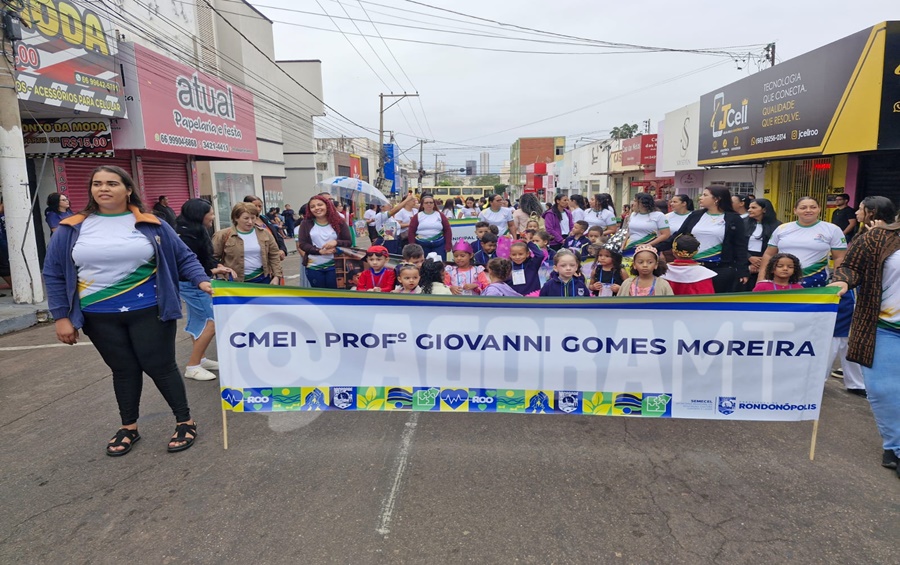 Imagem: Desfile 7 de setembro em Rondonopolis CMEI PROF GIOVANNI GOMES MOREIRA Rondonópolis celebra Independência do Brasil com desfile cívico que reúne escolas e instituições