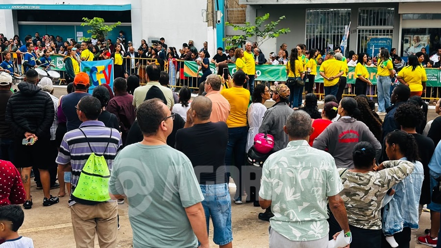 Imagem: Desfile 7 de setembro em Rondonopolis Publico prestigiando o evento Rondonópolis celebra Independência do Brasil com desfile cívico que reúne escolas e instituições