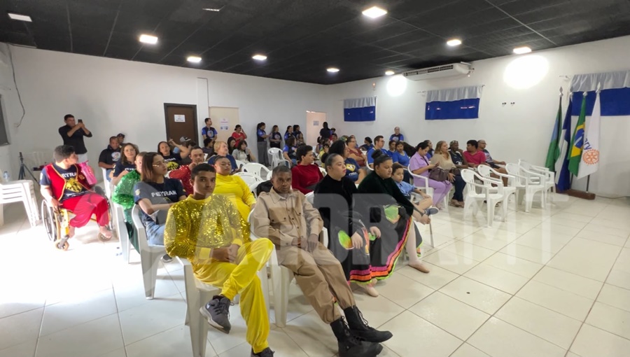 Imagem: Evento na APAE de Pedra Preta PRF promove momento de inclusão e aproximação com alunos da APAE em Pedra Preta Imagem: Evento na APAE de Pedra Preta PRF promove momento de inclusão e aproximação com alunos da APAE em Pedra Preta