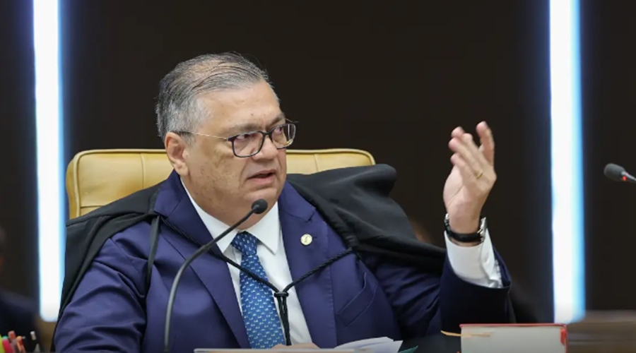 Imagem: Flavio Dino Ministro STF Flávio Dino pede vista e suspende julgamento sobre casos de Moraes e Mendonça no STF Imagem: Flavio Dino Ministro STF Flávio Dino pede vista e suspende julgamento sobre casos de Moraes e Mendonça no STF