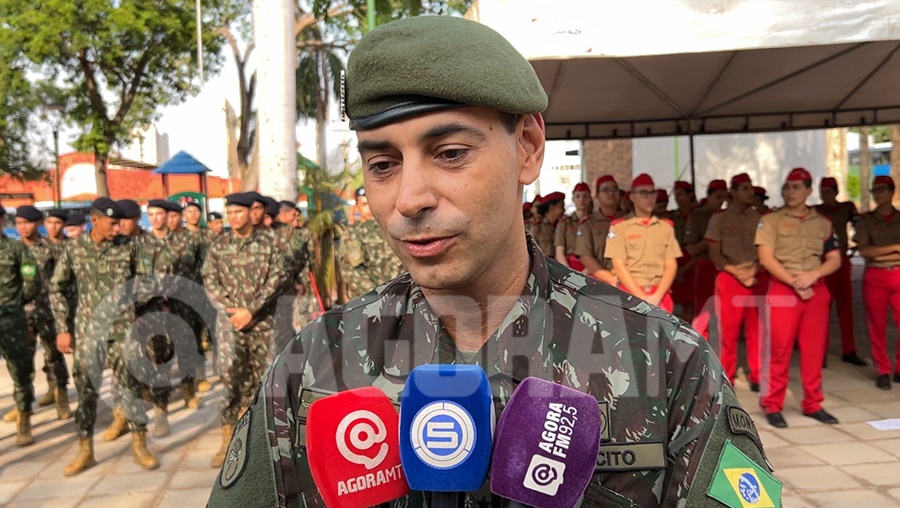 Imagem: Joel Comandante do 18o GAC Município de Rondonópolis abre Semana da Pátria com cerimônia cívico-militar na Praça Brasil Imagem: Joel Comandante do 18o GAC Município de Rondonópolis abre Semana da Pátria com cerimônia cívico-militar na Praça Brasil
