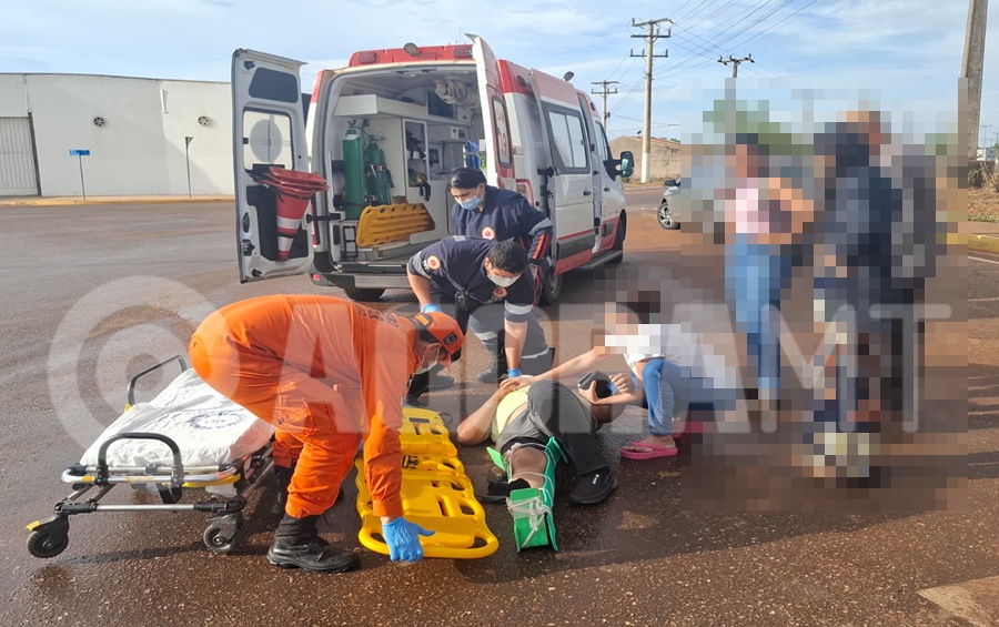 Imagem: O motociclista foi encaminhado para o Hospital Regional Motociclista sofre suspeita de fratura após acidente em Rondonópolis; condutor do carro não prestou atendimento Imagem: O motociclista foi encaminhado para o Hospital Regional Motociclista sofre suspeita de fratura após acidente em Rondonópolis; condutor do carro não prestou atendimento