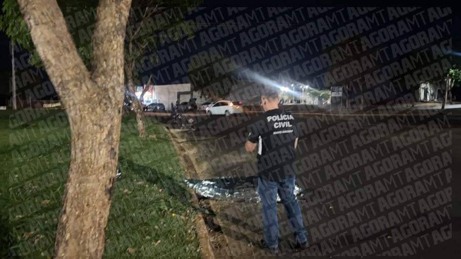 Imagem: Policia Civil no local do acidente fatal Fatalidade | Jovem morre após perder o controle de moto na região do bairro Monte Líbano em Rondonópolis