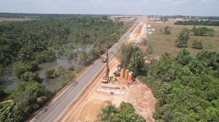 Imagem: Ponte Rio Curupi BR 163 Içamento de vigas da ponte sobre o rio Curupi terá Pare e Siga na BR-163 em Sinop Imagem: Ponte Rio Curupi BR 163 Içamento de vigas da ponte sobre o rio Curupi terá Pare e Siga na BR-163 em Sinop
