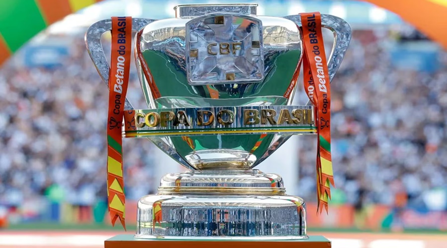 Imagem: TACA COPA DO BRASIL Copa do Brasil 2026: confira como ficaram os mandos de campo das semifinais