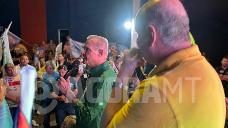 Imagem: Wellington Fagundes durante a inauguracao de campanha na Vila Operaria Neles Farias lança candidatura a deputado estadual em Rondonópolis ao lado de Wellington Fagundes Imagem: Wellington Fagundes durante a inauguracao de campanha na Vila Operaria Neles Farias lança candidatura a deputado estadual em Rondonópolis ao lado de Wellington Fagundes
