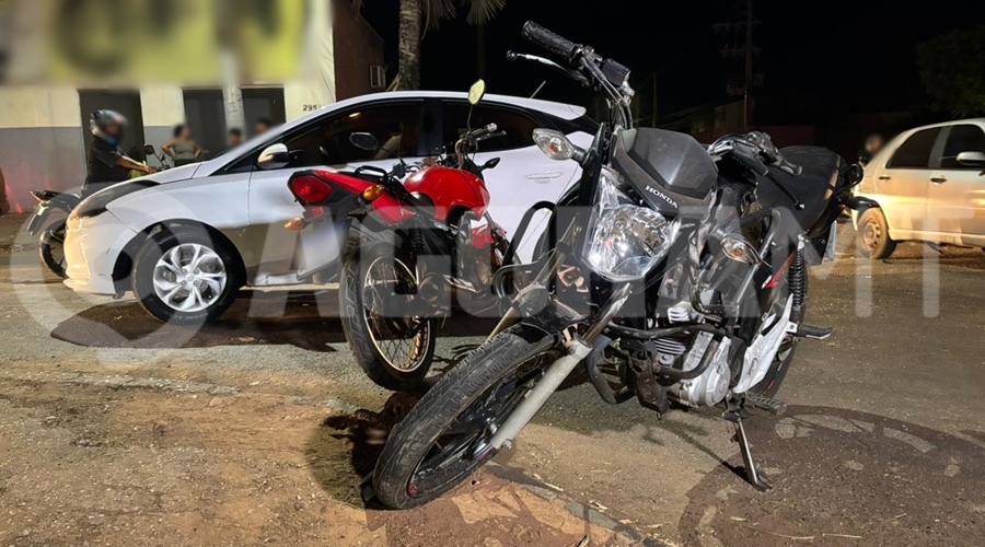 Imagem: WhatsApp Image 2026 09 04 at 18.23.55 Exclusivo: Motociclista fica ferido e é arremessado sobre carro durante acidente envolvendo três veículos Imagem: WhatsApp Image 2026 09 04 at 18.23.55 Exclusivo: Motociclista fica ferido e é arremessado sobre carro durante acidente envolvendo três veículos