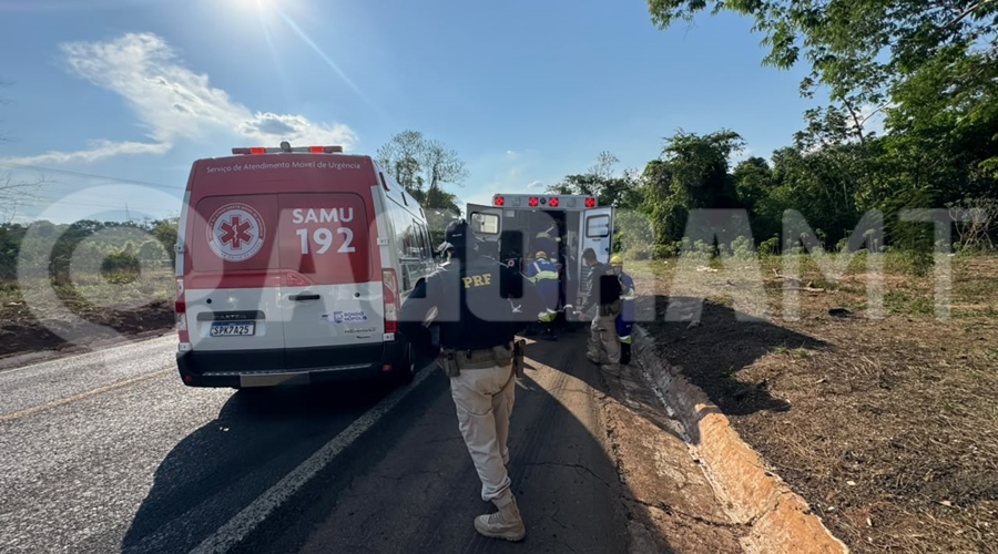 Imagem: atendimento samu prf capotamento Capotamento deixa cinco pessoas feridas na BR-364, entre Rondonópolis e Pedra Preta Imagem: atendimento samu prf capotamento Capotamento deixa cinco pessoas feridas na BR-364, entre Rondonópolis e Pedra Preta