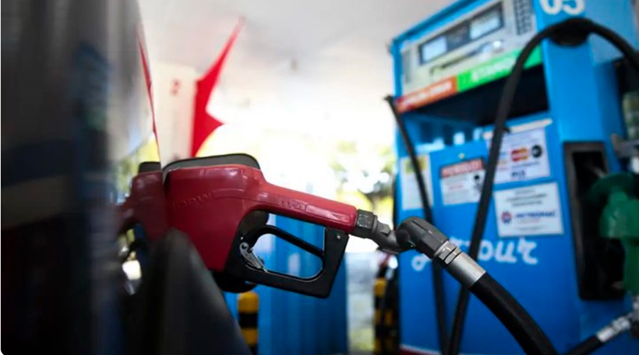 Imagem: bomba de gasolina Governo anuncia redução de tributos e subsídio para tentar conter a alta dos combustíveis no Brasil Imagem: bomba de gasolina Governo anuncia redução de tributos e subsídio para tentar conter a alta dos combustíveis no Brasil
