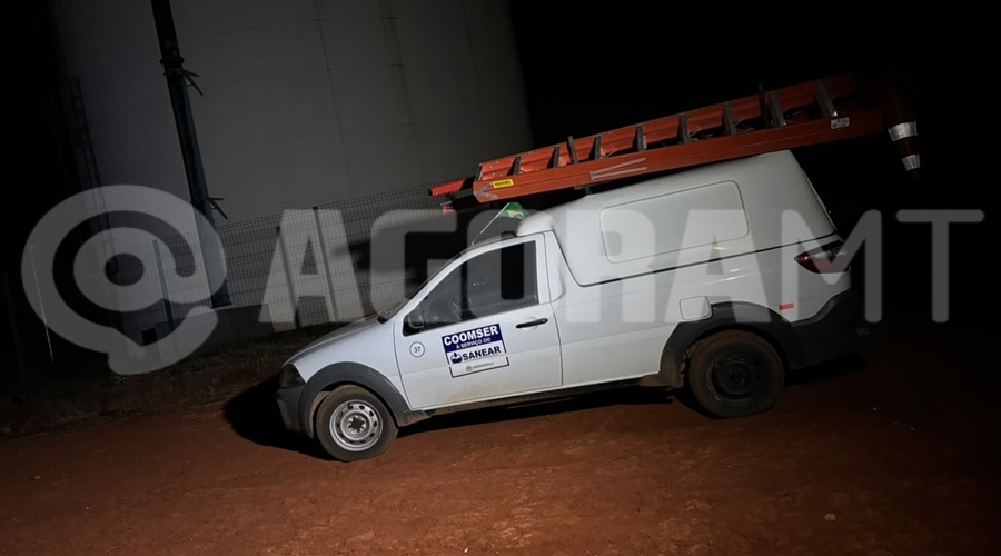 Imagem: carro da coomser “Não tem uma gota d’água”: moradores do Celina Bezerra seguem em 'saga' por abastecimento Imagem: carro da coomser “Não tem uma gota d’água”: moradores do Celina Bezerra seguem em 'saga' por abastecimento