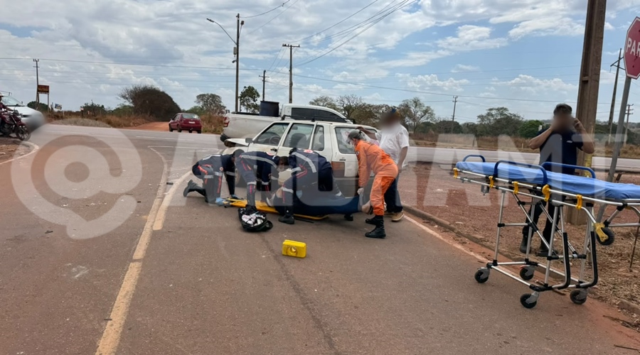 Imagem: colisao uno e caminhao vila mineira 2 EXCLUSIVO | Caminhão bate em Fiat Uno na entrada da Vila Mineira e deixa uma pessoa ferida Imagem: colisao uno e caminhao vila mineira 2 EXCLUSIVO | Caminhão bate em Fiat Uno na entrada da Vila Mineira e deixa uma pessoa ferida