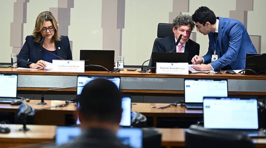 Imagem: congresso ‘Taxa das blusinhas’: comissão aprova fim de imposto para compras de até US$ 50