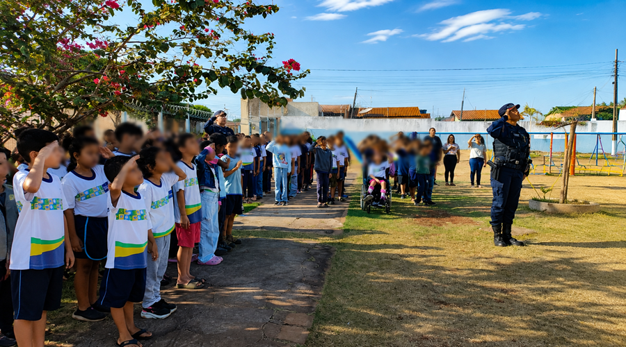 Imagem: criancas Escola de Rondonópolis promove programação cívica especial durante a Semana da Pátria Imagem: criancas Escola de Rondonópolis promove programação cívica especial durante a Semana da Pátria