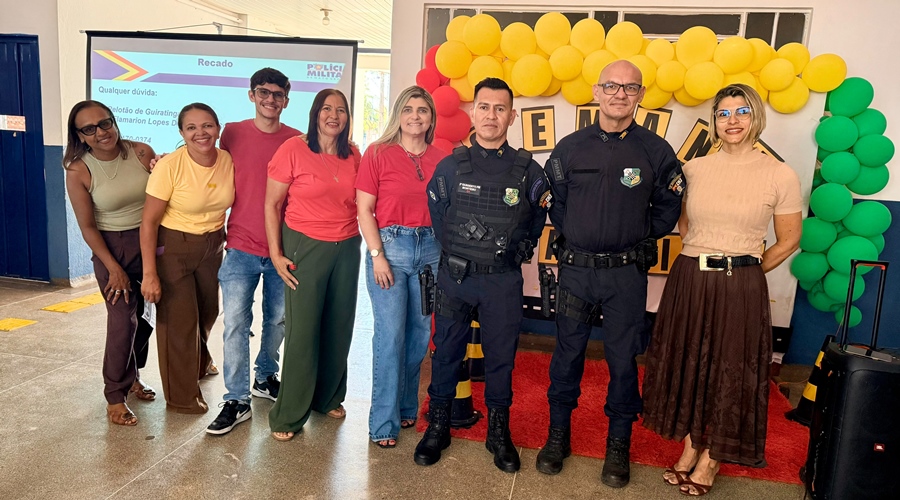 Imagem: equipe palestra transito guiratinga Polícia Militar leva orientações sobre educação no trânsito para alunos de escola em Guiratinga
