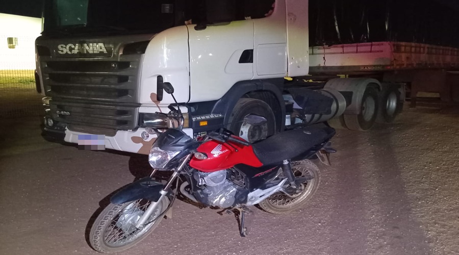 Imagem: furto de modulo Suspeito é preso tentando furtar módulos de carreta estacionada em pátio de universidade em Rondonópolis Imagem: furto de modulo Suspeito é preso tentando furtar módulos de carreta estacionada em pátio de universidade em Rondonópolis