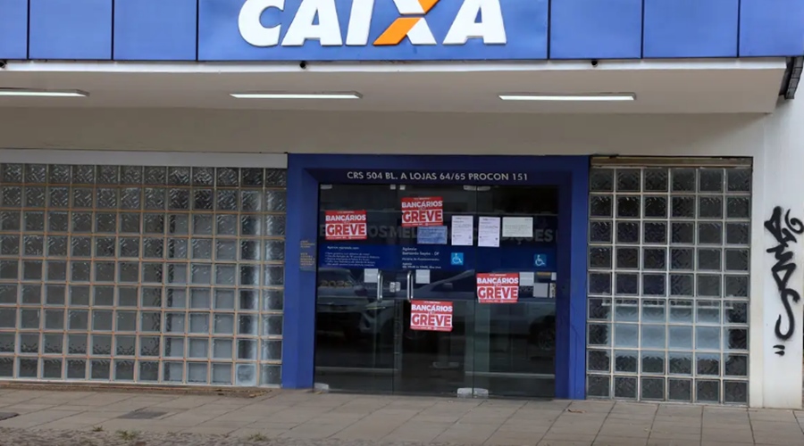Imagem: greve da Empregados da Caixa rejeitam nova proposta em assembleia e decidem manter greve nacional Imagem: greve da Empregados da Caixa rejeitam nova proposta em assembleia e decidem manter greve nacional