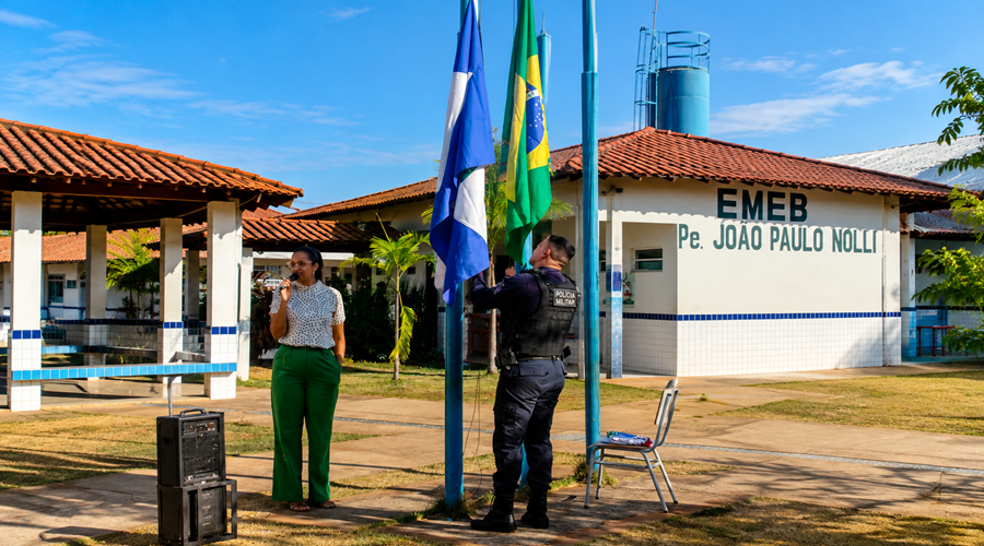 Imagem: professora Escola de Rondonópolis promove programação cívica especial durante a Semana da Pátria Imagem: professora Escola de Rondonópolis promove programação cívica especial durante a Semana da Pátria