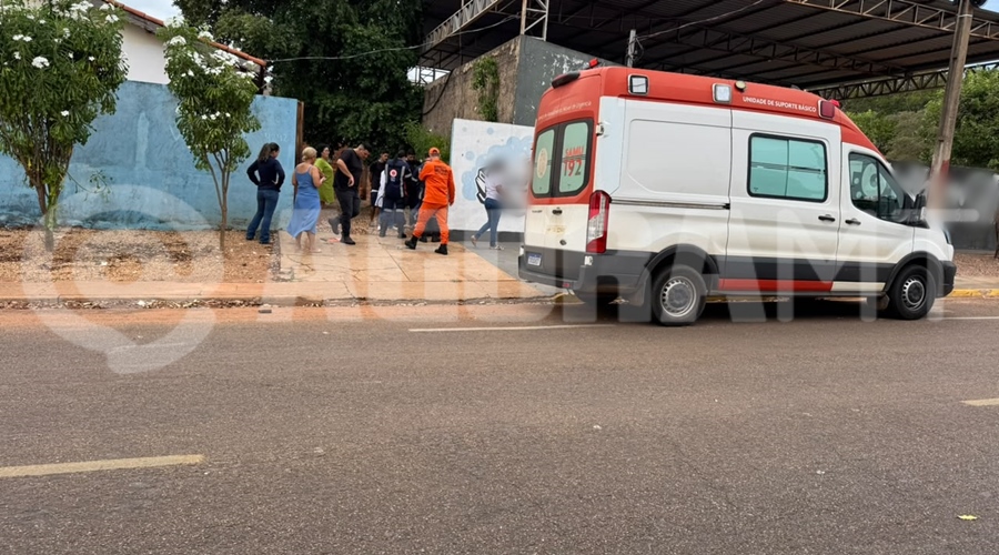Imagem: samu choque homem EXCLUSIVO | Homem sofre choque elétrico ao tentar consertar portão em Rondonópolis Imagem: samu choque homem EXCLUSIVO | Homem sofre choque elétrico ao tentar consertar portão em Rondonópolis