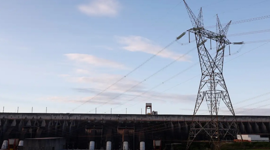 Imagem: torre eletrica Segundo a Aneel, bandeira verde volta em outubro; cobrança extra é eliminada na conta de luz Imagem: torre eletrica Segundo a Aneel, bandeira verde volta em outubro; cobrança extra é eliminada na conta de luz