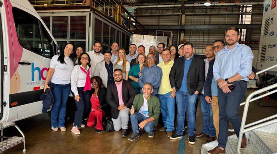 Imagem: visita comitiva Pacientes com câncer cobram prefeito após suspensão de recursos para transporte e Casa de Apoio em Barretos Imagem: visita comitiva Pacientes com câncer cobram prefeito após suspensão de recursos para transporte e Casa de Apoio em Barretos