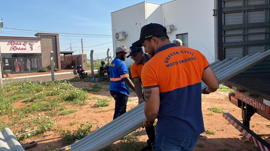 Imagem: DEFESA CIVIL Defesa Civil de Mato Grosso envia telhas e caixas d’água a municípios afetados pelas chuvas Imagem: DEFESA CIVIL Defesa Civil de Mato Grosso envia telhas e caixas d’água a municípios afetados pelas chuvas