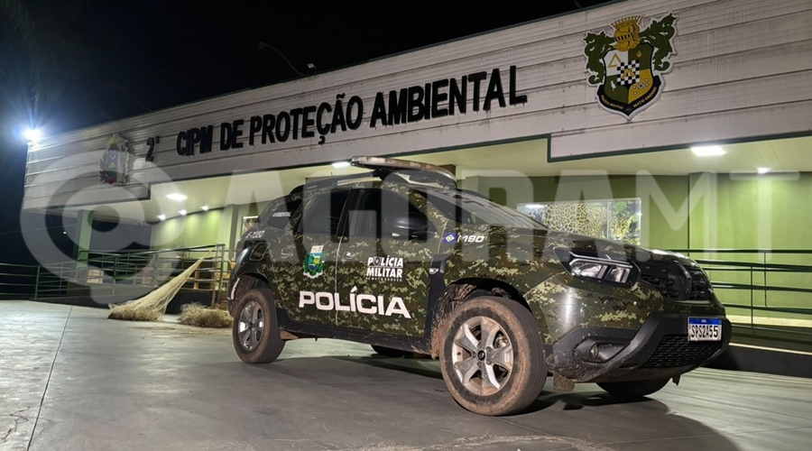 Imagem: Delegacia Policia Ambiental Polícia Ambiental apreende redes de arrasto em rancho às margens do Rio Vermelho