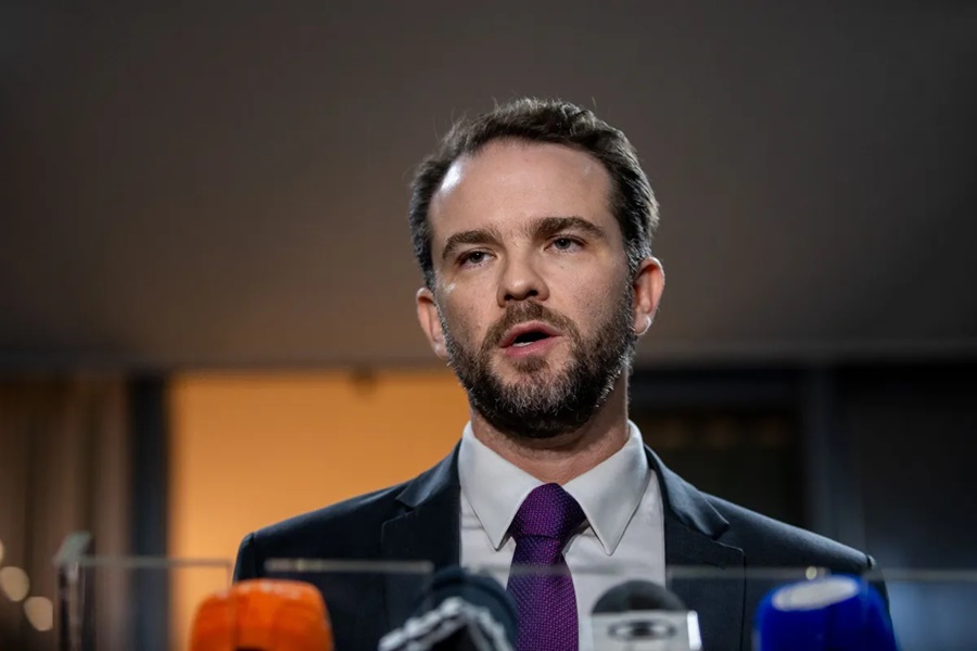 Imagem: Ministro da Fazenda Dario Durigan Ministro da Fazenda afirma que é impossível resolver o problema fiscal do Brasil em 2027 Imagem: Ministro da Fazenda Dario Durigan Ministro da Fazenda afirma que é impossível resolver o problema fiscal do Brasil em 2027