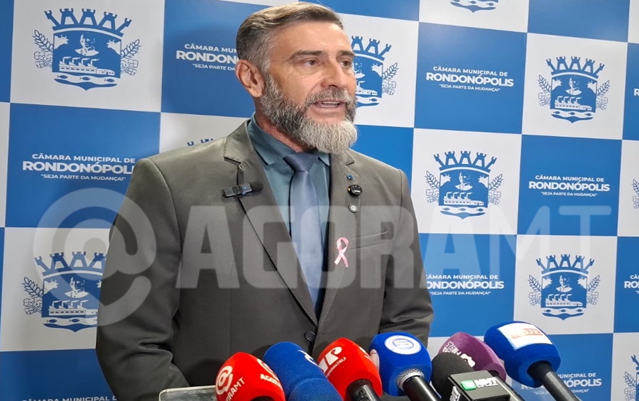 Imagem: Vereador Paulo Schuh Beto do Amendoim conquista 19 votos e será o novo presidente da Câmara de Rondonópolis Imagem: Vereador Paulo Schuh Beto do Amendoim conquista 19 votos e será o novo presidente da Câmara de Rondonópolis