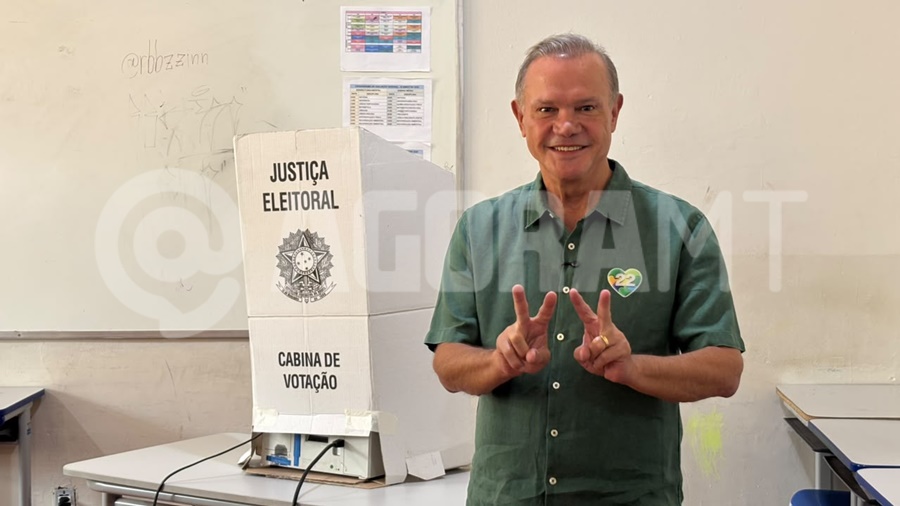 Wellington Fagundes vota em Rondonópolis e apoia Flávio Bolsonaro