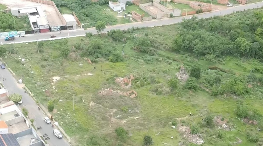 Imagem: area invadida cuiaba Nove homens são presos após denúncia de invasão e desmatamento em área rural em Cuiabá Imagem: area invadida cuiaba Nove homens são presos após denúncia de invasão e desmatamento em área rural em Cuiabá