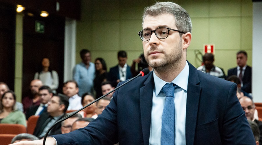 Imagem: ghegory paiva Presidente do TCE de Mato Grosso é preso em operação da Polícia Federal que investiga lavagem de dinheiro Imagem: ghegory paiva Presidente do TCE de Mato Grosso é preso em operação da Polícia Federal que investiga lavagem de dinheiro